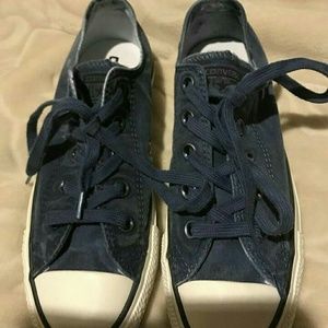 Brand new authentic converse